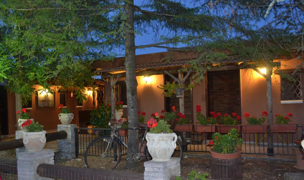 B&B Le Stagioni Castel Del Monte  Exterior foto